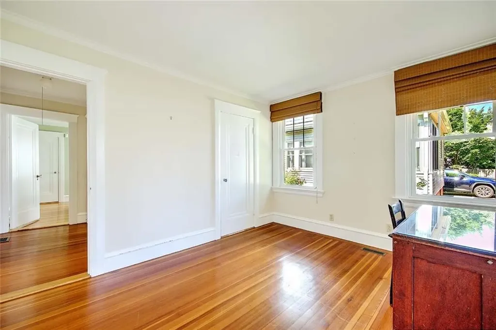 30 Langham Road Providence RI 02906