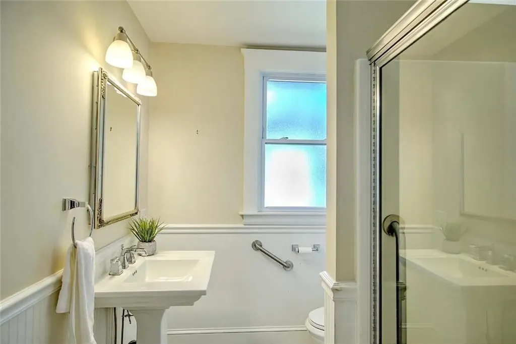 30 Langham Road Providence RI 02906