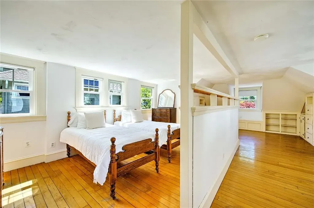 30 Langham Road Providence RI 02906