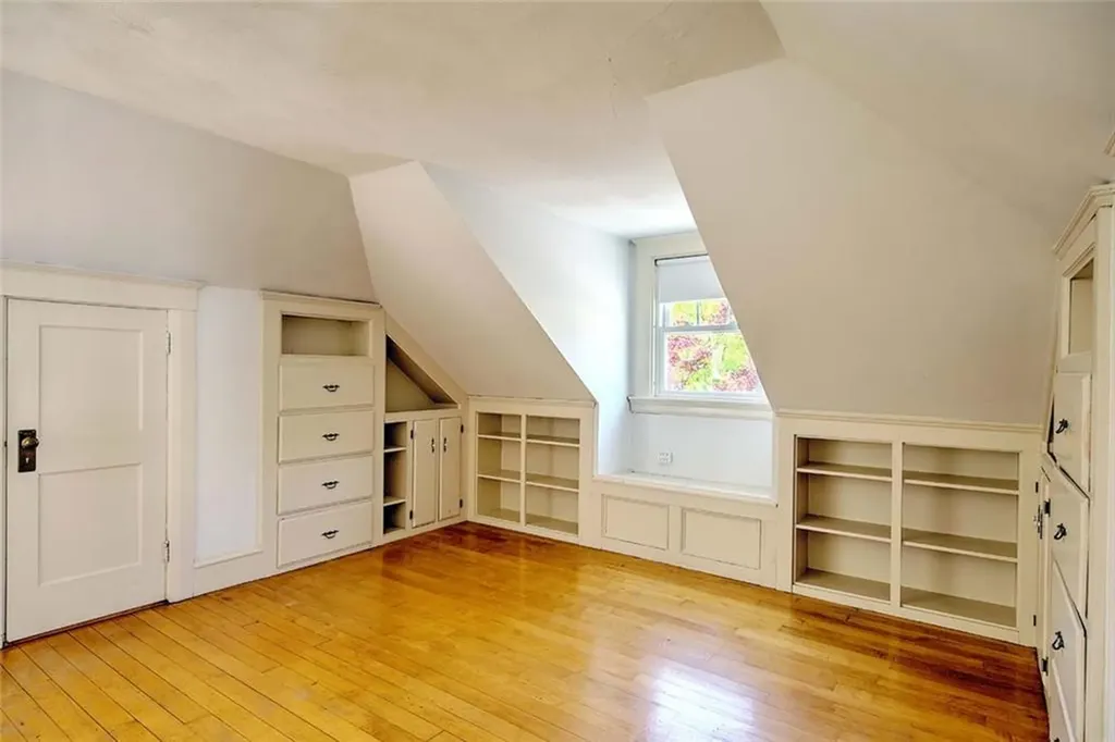 30 Langham Road Providence RI 02906