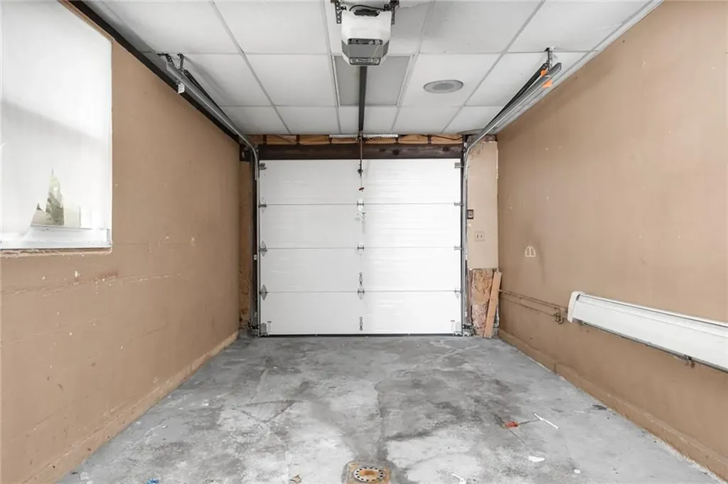 27 21 25 Pike Street West Warwick RI 02893