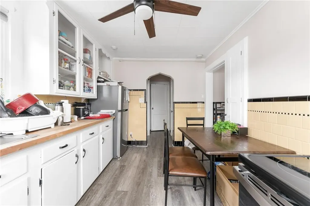 27 21 25 Pike Street West Warwick RI 02893
