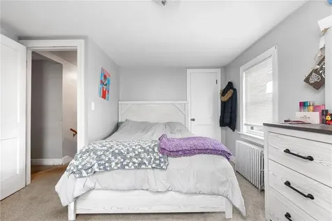 27 21 25 Pike Street West Warwick RI 02893