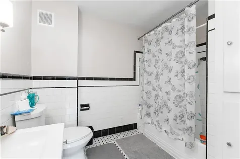 27 21 25 Pike Street West Warwick RI 02893