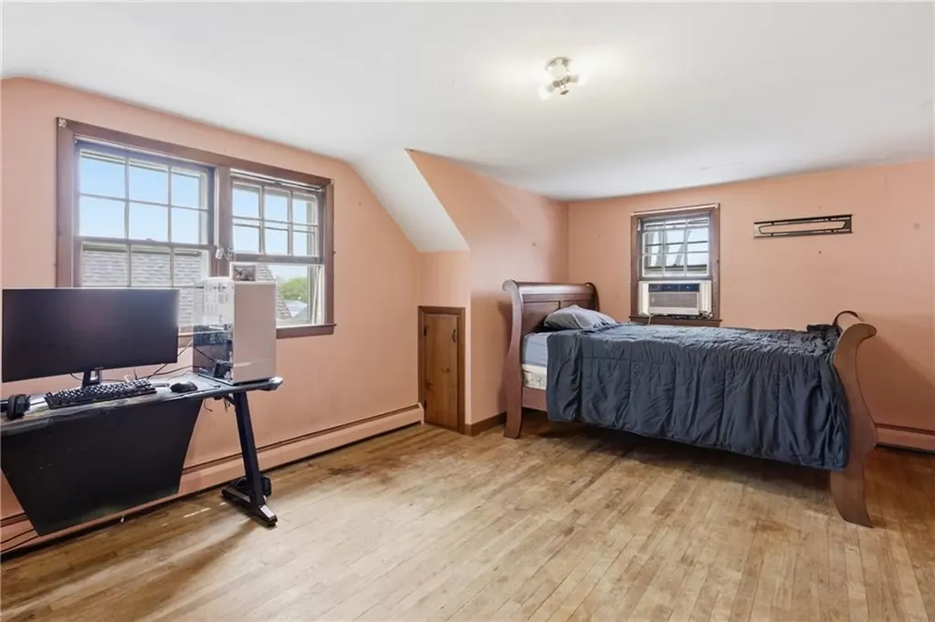 129 Dewolf Avenue Bristol RI 02809