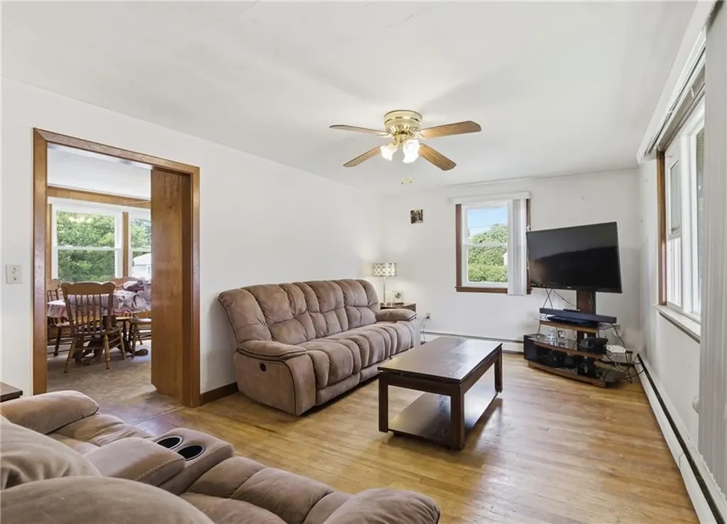 129 Dewolf Avenue Bristol RI 02809