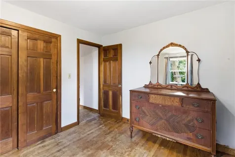 129 Dewolf Avenue Bristol RI 02809
