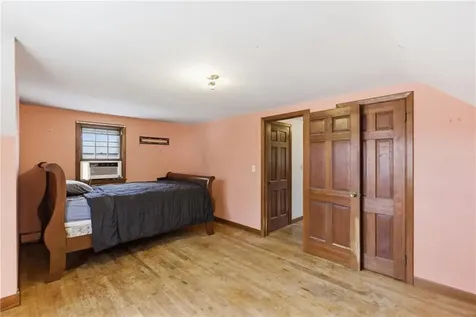 129 Dewolf Avenue Bristol RI 02809