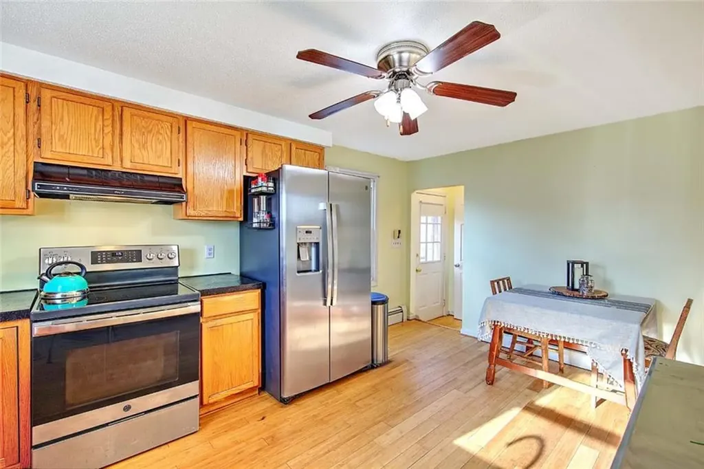 72 Vermont Street Cranston RI 02920