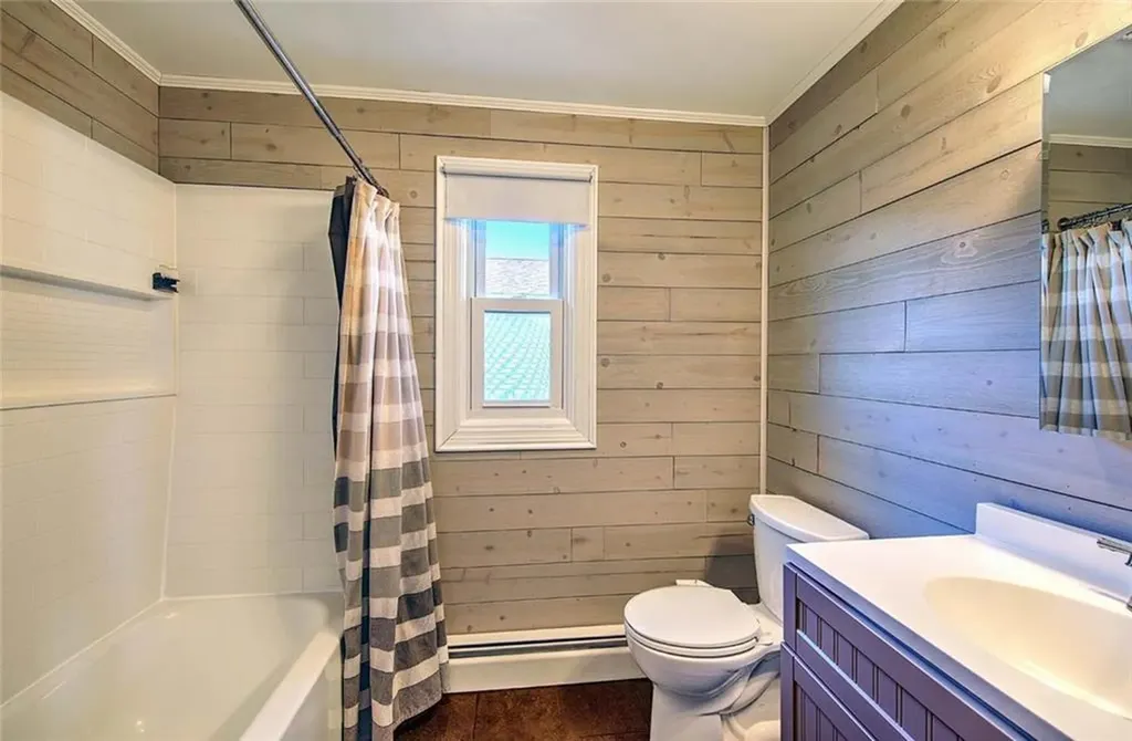72 Vermont Street Cranston RI 02920