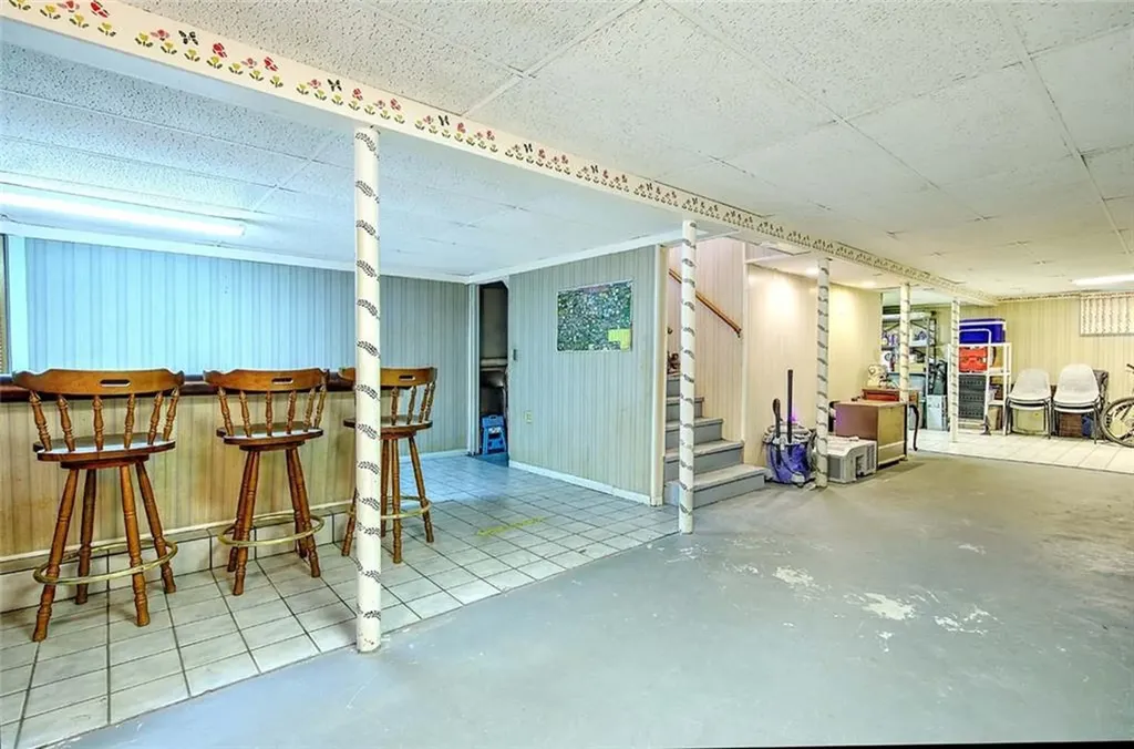 72 Vermont Street Cranston RI 02920