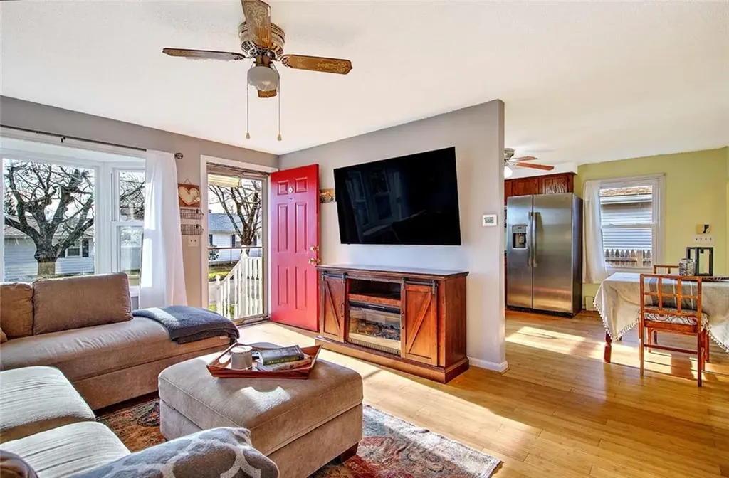 72 Vermont Street Cranston RI 02920