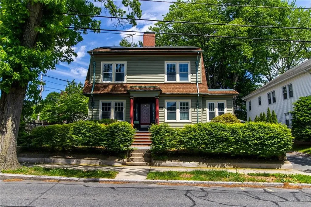 451 River Avenue Providence RI 02908