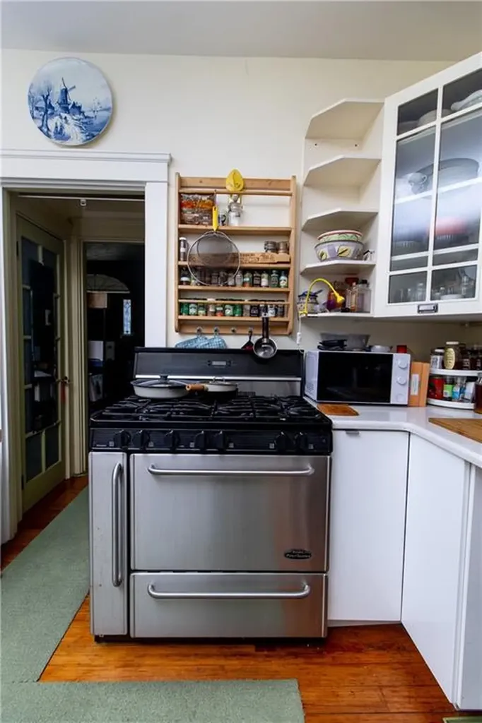 451 River Avenue Providence RI 02908
