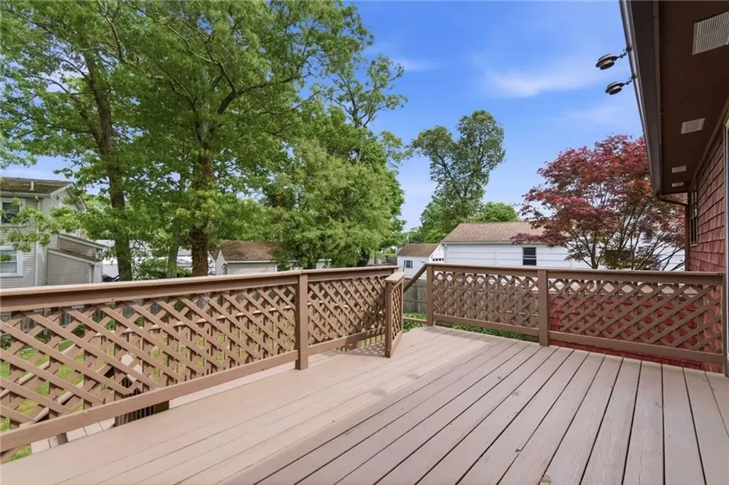 20 Killey Avenue Warwick RI 02889