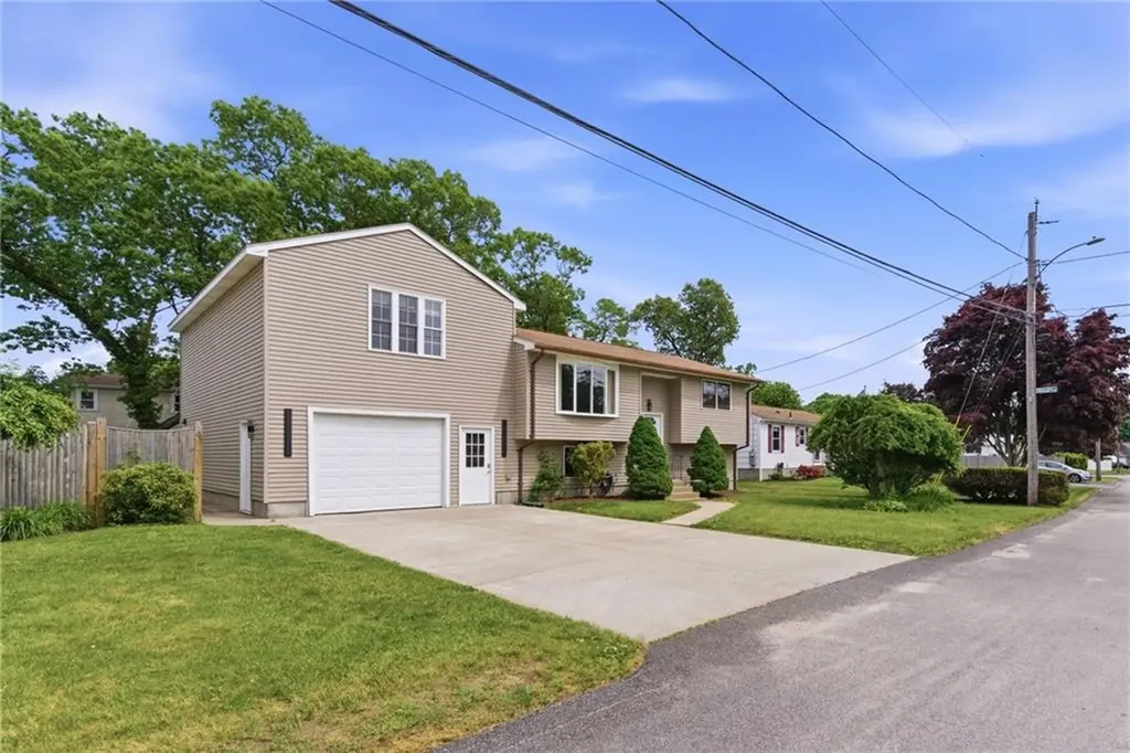20 Killey Avenue Warwick RI 02889