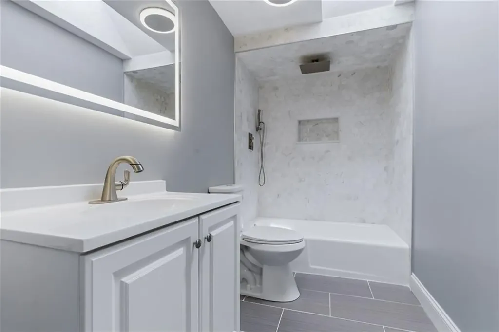 20 Killey Avenue Warwick RI 02889