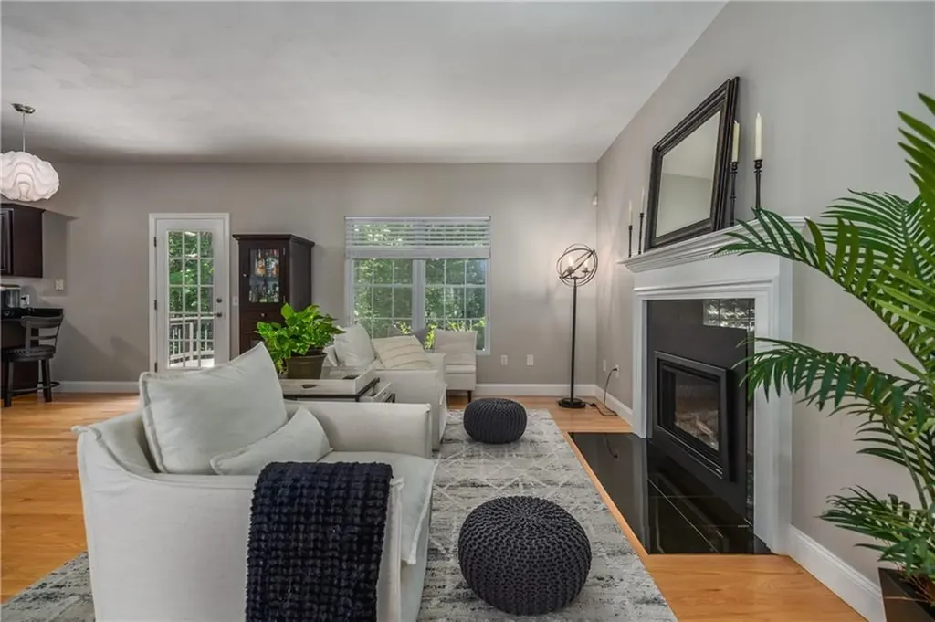 53 Orchard Valley Drive Cranston RI 02921
