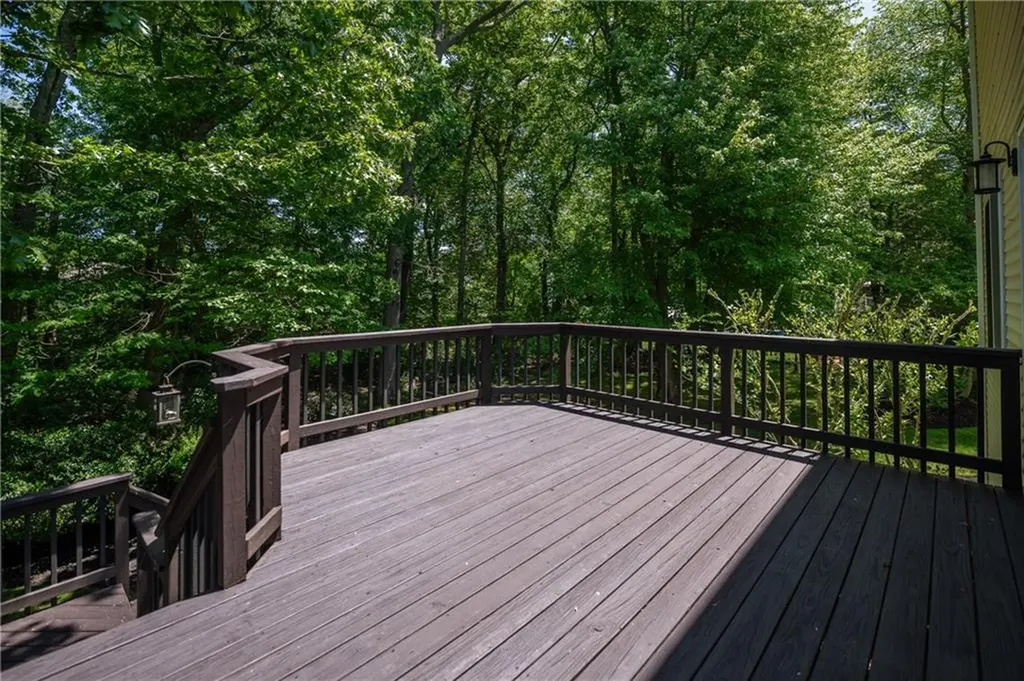 53 Orchard Valley Drive Cranston RI 02921
