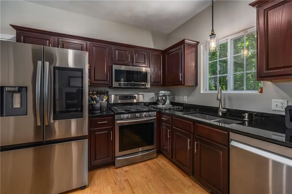 53 Orchard Valley Drive Cranston RI 02921