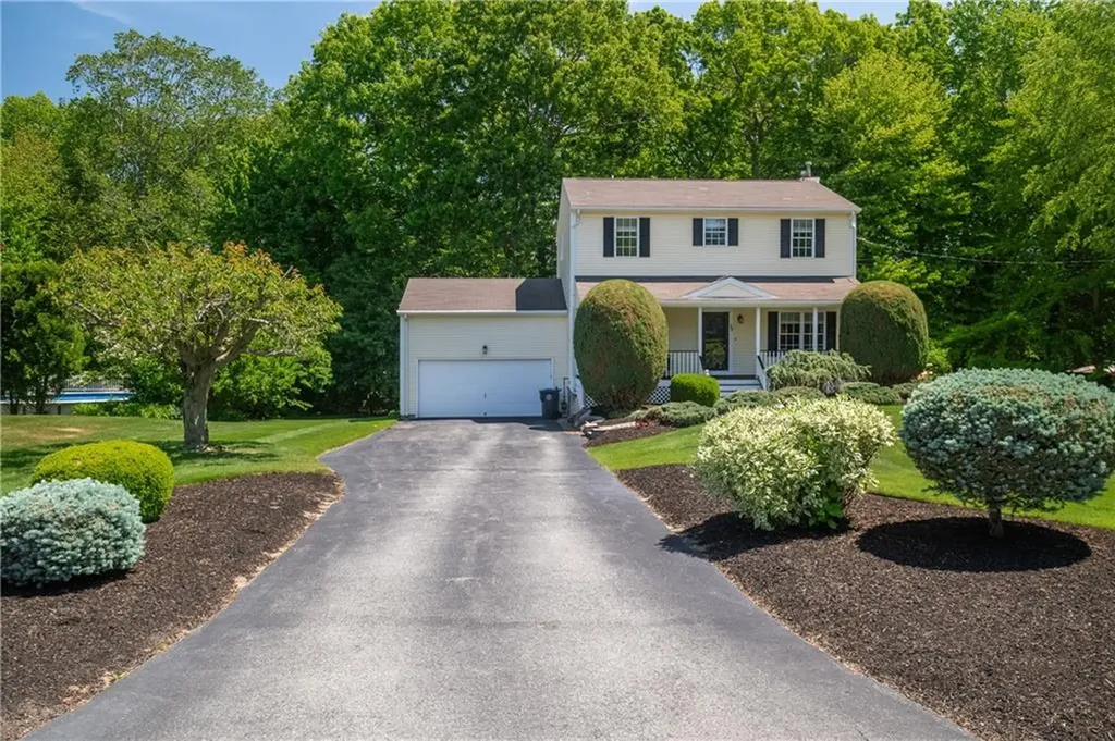 53 Orchard Valley Drive Cranston RI 02921