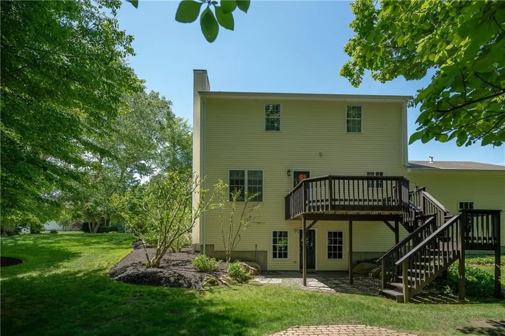 53 Orchard Valley Drive Cranston RI 02921