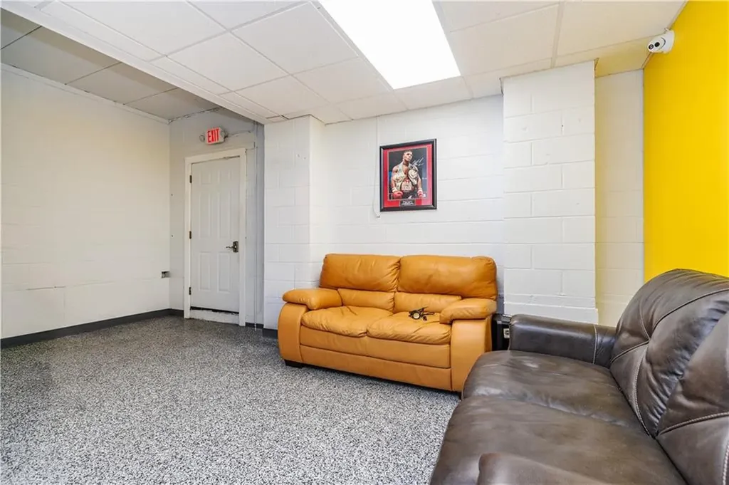 75 Roberts Street West Warwick RI 02893