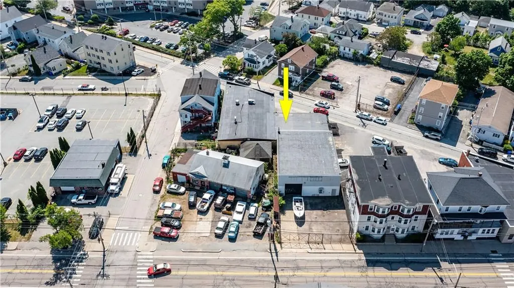 75 Roberts Street West Warwick RI 02893