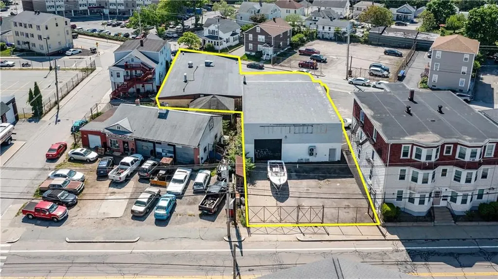 75 Roberts Street West Warwick RI 02893