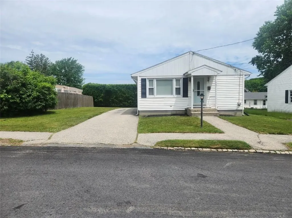 115 Hazelton Street Cranston RI 02920