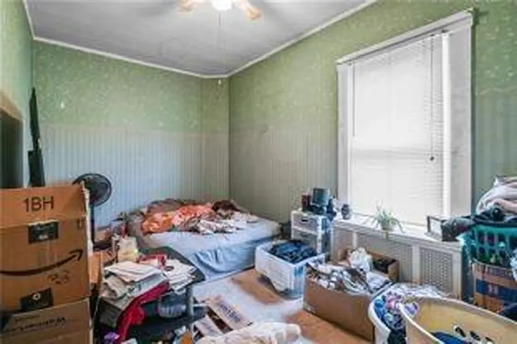 274 Harris Avenue Woonsocket RI 02895