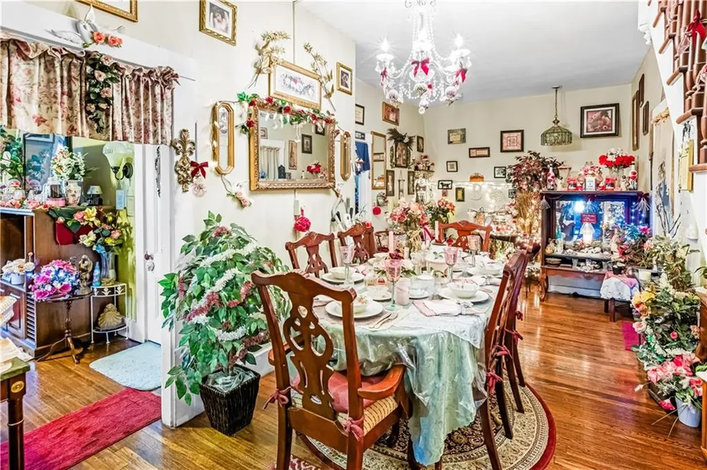 274 Harris Avenue Woonsocket RI 02895