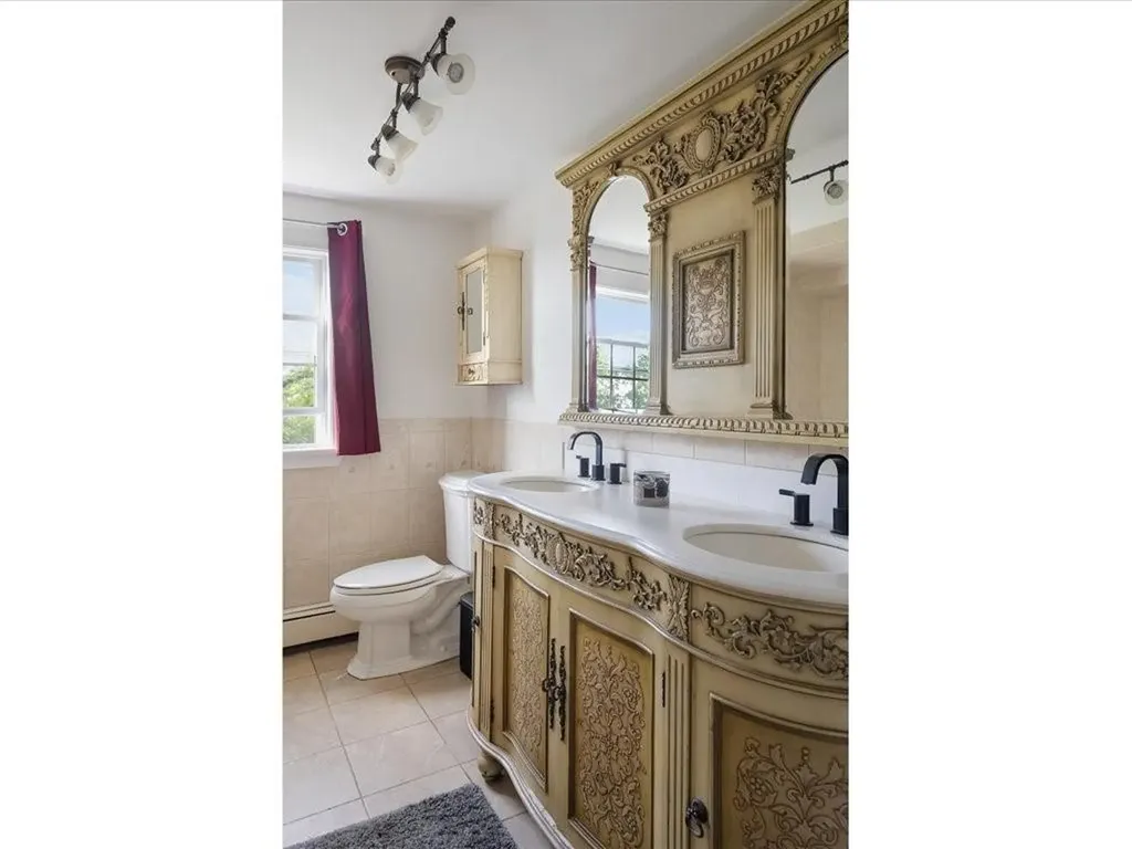 121 Talcott Street Woonsocket RI 02895