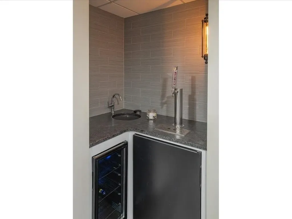 121 Talcott Street Woonsocket RI 02895