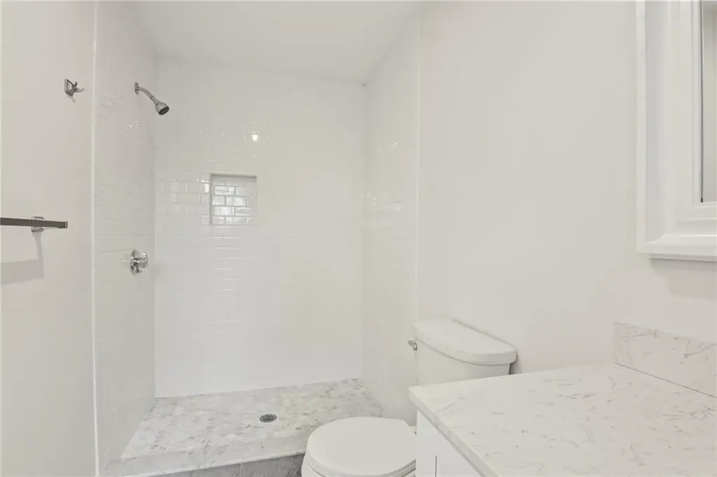 24 Blackburn Street Warwick RI 02886
