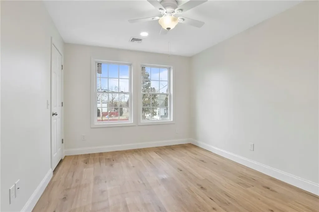 24 Blackburn Street Warwick RI 02886