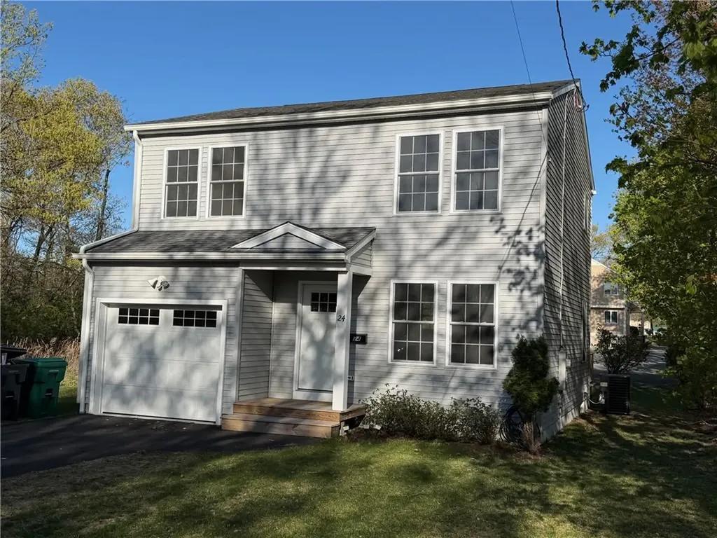 24 Blackburn Street Warwick RI 02886