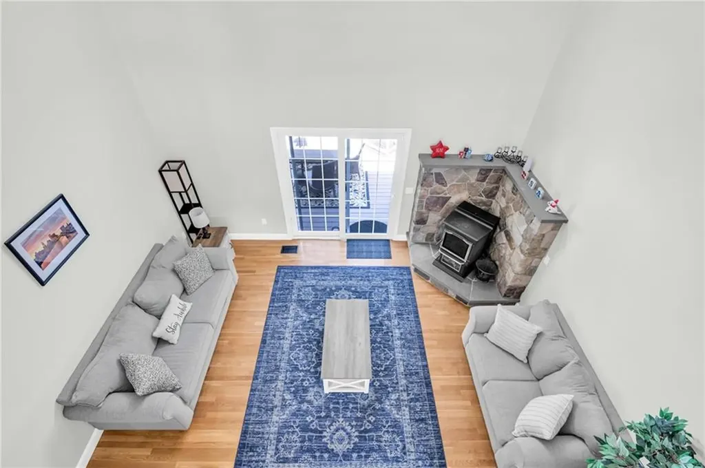 5 Weymouth Lane Coventry RI 02816