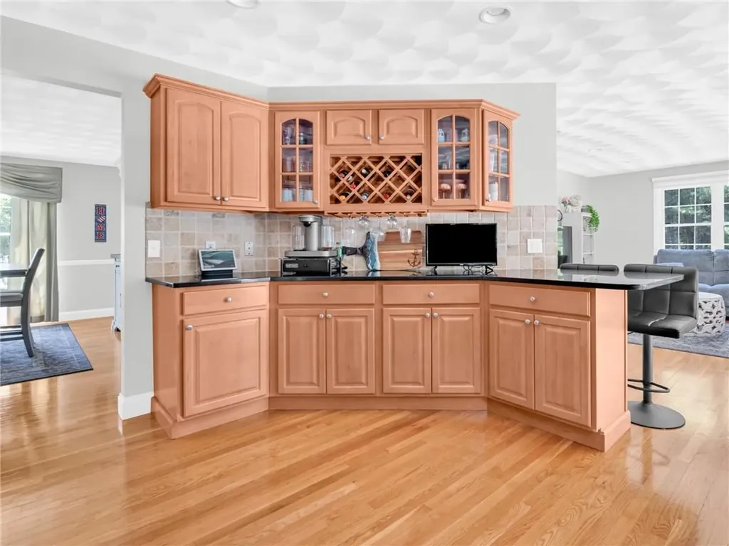 5 Weymouth Lane Coventry RI 02816