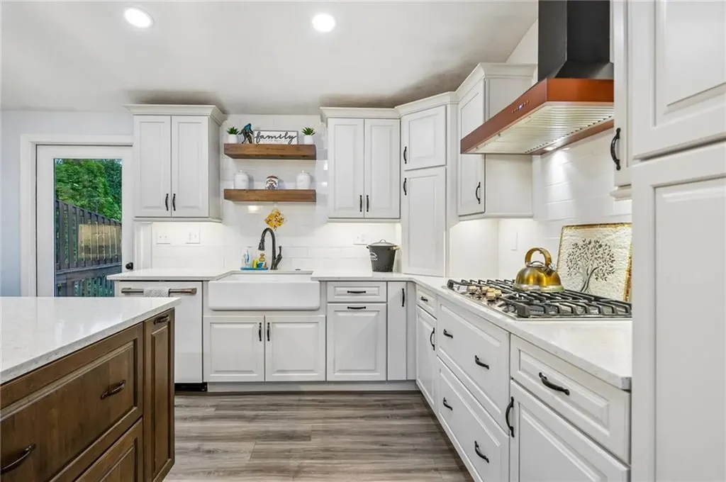 8 Sweet Fern Trail Narragansett RI 02874