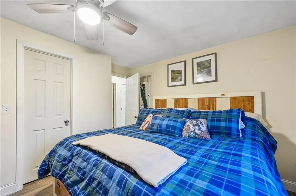 8 Sweet Fern Trail Narragansett RI 02874