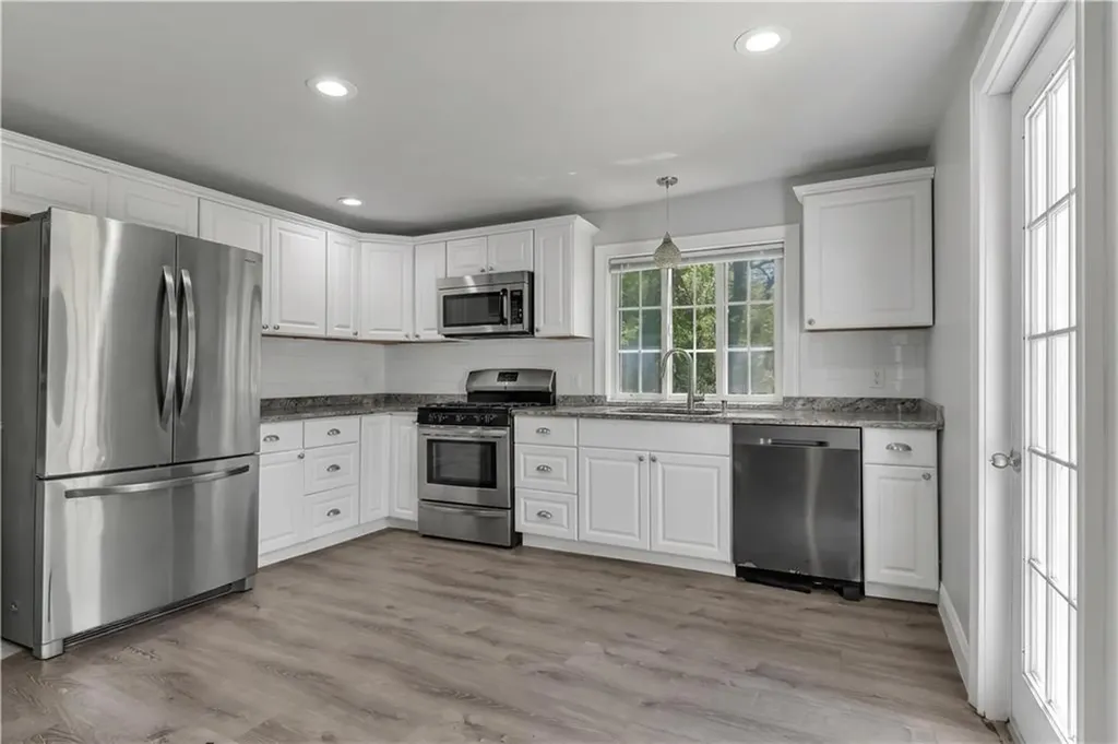 19 Hardwick Street Cumberland RI 02864