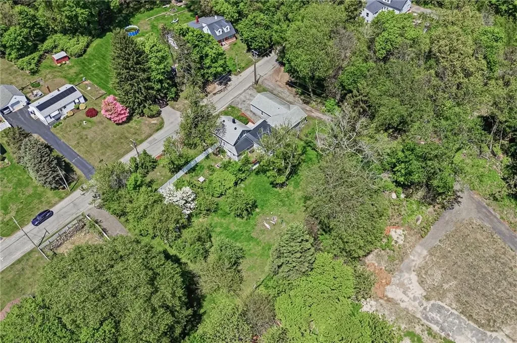 19 Hardwick Street Cumberland RI 02864