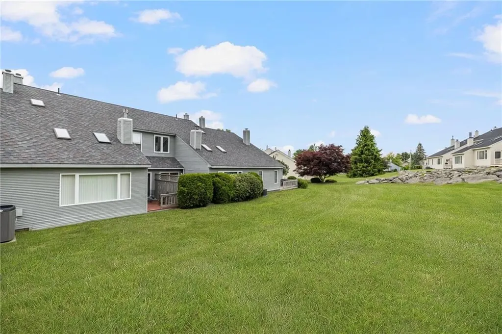 95 Nipmuc Trail North Providence RI 02904