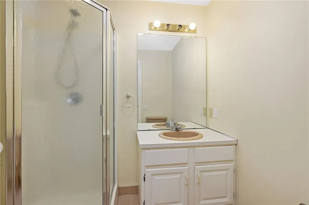 95 Nipmuc Trail North Providence RI 02904