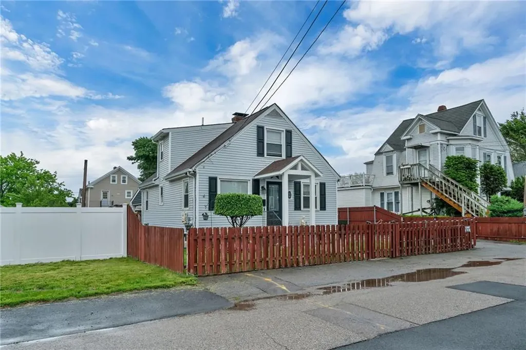 170 Quarry Street East Providence RI 02914