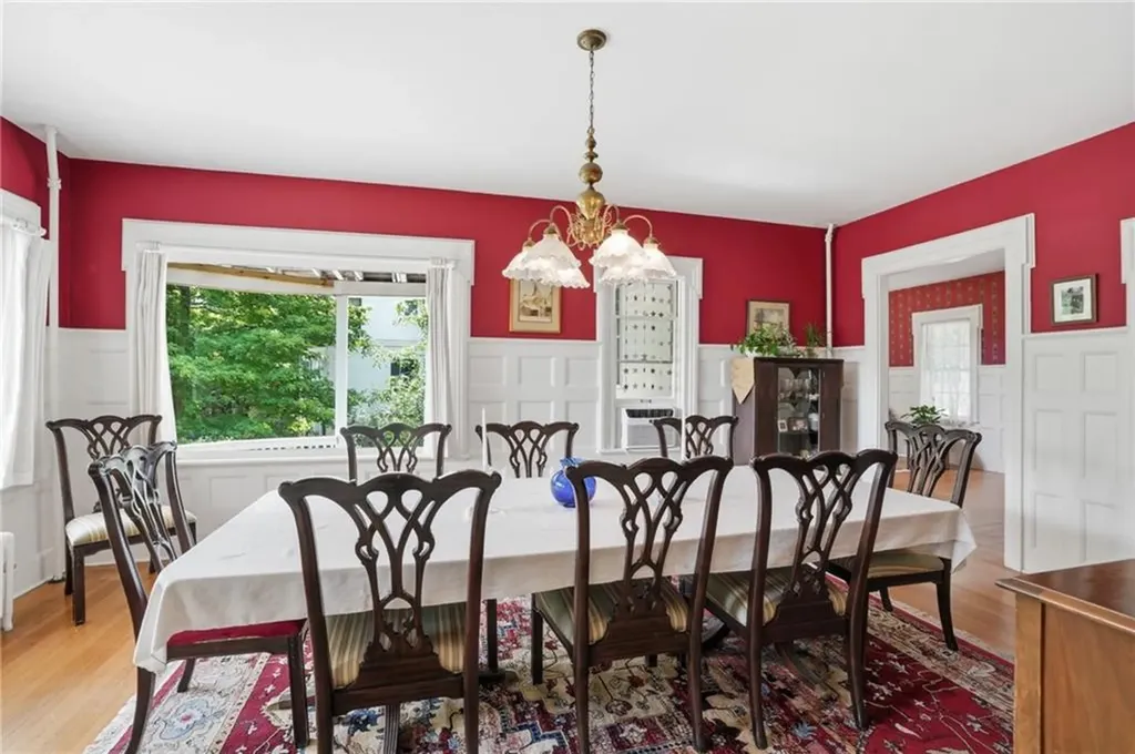 204 Spencer Avenue Warwick RI 02818