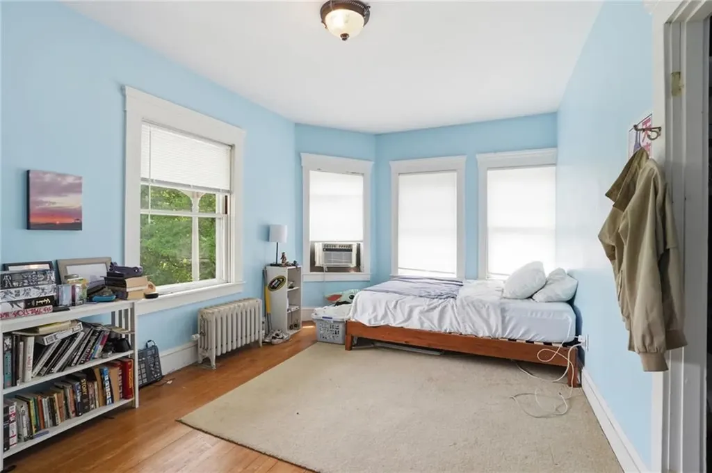 204 Spencer Avenue Warwick RI 02818