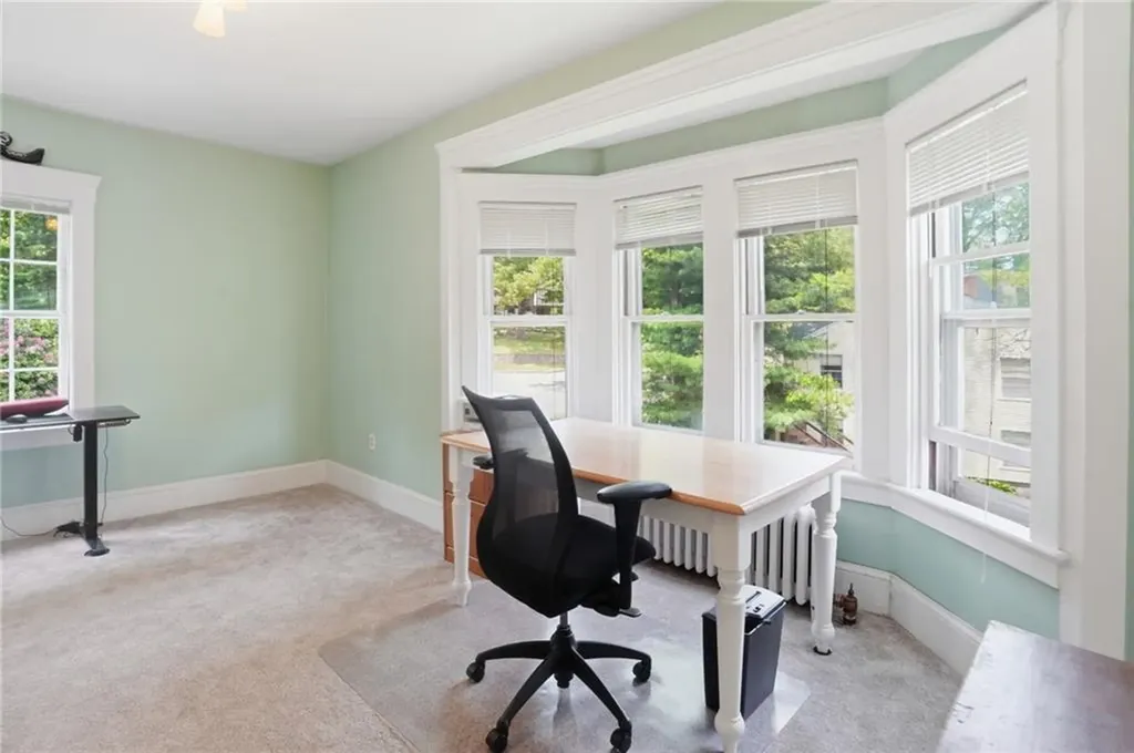 204 Spencer Avenue Warwick RI 02818