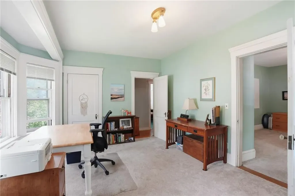204 Spencer Avenue Warwick RI 02818